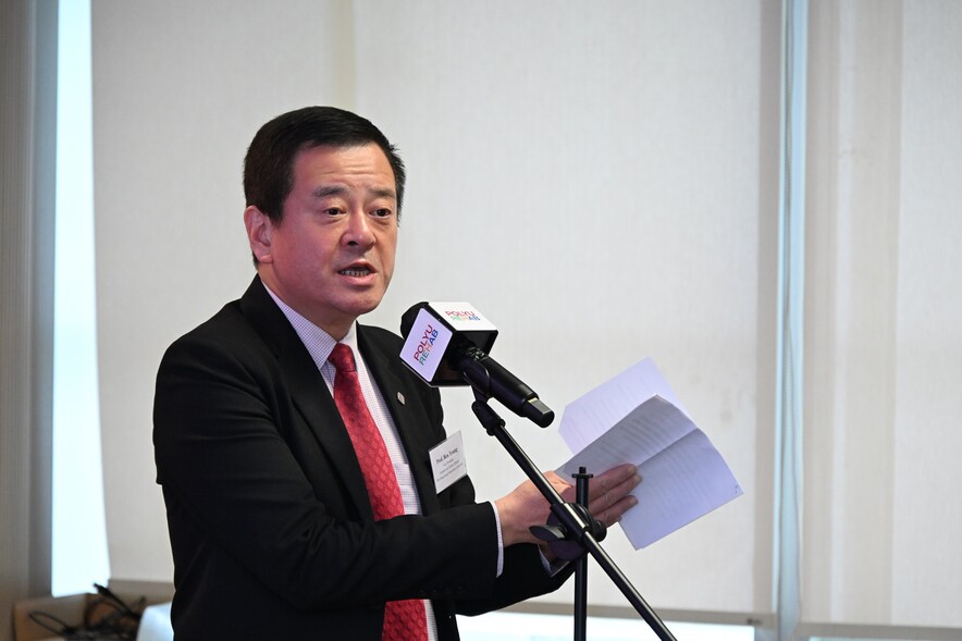<p><strong>Professor Ben Young</strong> expressed confidence that, by leveraging their complementary strengths and working in close partnership, the PolyU Department of Rehabilitation Sciences and the HKSI could generate greater synergy to jointly promote the development of sports medicine and rehabilitation in Hong Kong.</p>
